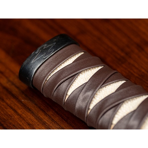Photo8: Tsuka-gawa Leather Cord 8mm wide 1m (8)