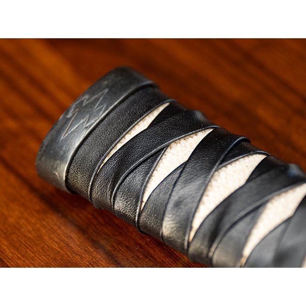 Photo3: Tsuka-gawa Leather Cord 8mm wide 1m (3)