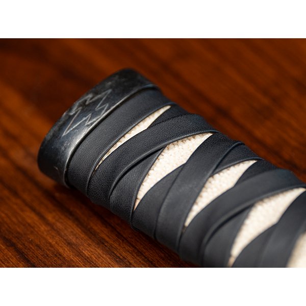 Photo4: Tsuka-gawa Leather Cord 8mm wide 1m (4)
